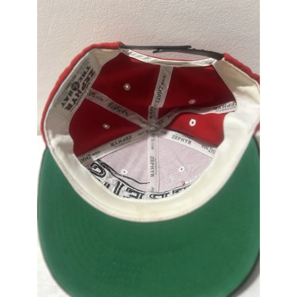 Vintage UNLV‎ Rebels Top of the World Trucker Snapback Cap 35% Wool 65% Acrylic